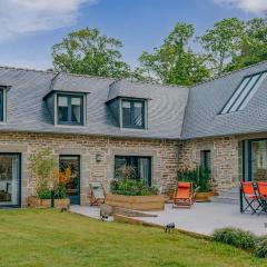 1 Bedroom Lovely Home In Concarneau