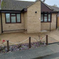 Rose Bungalow In Carlton Colville