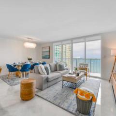 Luxurious 2BD Apartment At The Club Brickell Bay