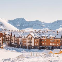 Penthouse by Gondola, New Gudauri Suites