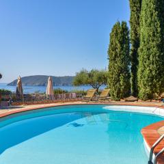 Elba Offsite Villa