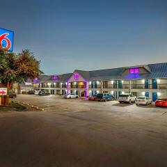 Motel 6-Fort Worth, TX - White Settlement