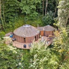 Finest Retreats - Buzzard Luxury Treehouse Hideaway