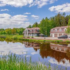 Amazing Home In Gniewino With Kitchen