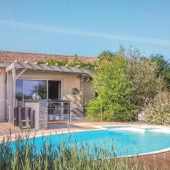 Beautiful Home In St-michel-lecluse-le- With 4 Bedrooms, Wifi And Outdoor Swimming Pool