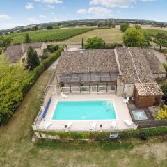 Stunning Home In Saint-mard-de-guron With 6 Bedrooms, Jacuzzi And Heated Swimming Pool