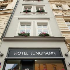 ユングマン ホテル（Jungmann Hotel）