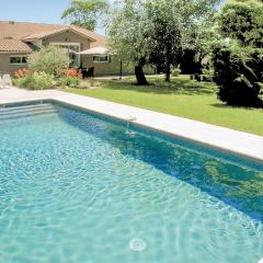Nice Home In St,aubin De Cadeleche With 3 Bedrooms, Wifi And Outdoor Swimming Pool