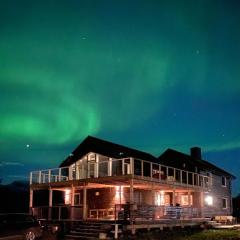 In the heart of the Lyngen alps, Holmen i Lyngen