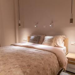 Elegant Apt 5' from Ampelokipi Metro Station