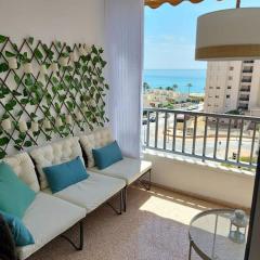 Sunny, spacious 3 bedroom apartment with seaview