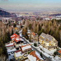 Moniuszki, Sun & Snow