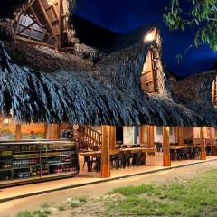 Arca Tayrona Restaurant & Hostal