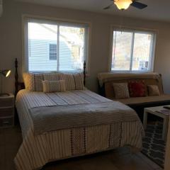 Walk2Metro's,DCGem,Private,Wifi, FreeParking