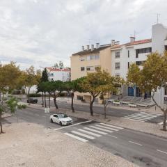 FLH Cascais Homey Apartment with Balcony