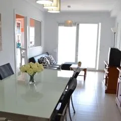Apartamento junto a playa y cerca de campo de golf
