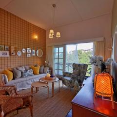 Green Hill Apartment