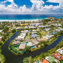 Livin' on Island Time - Waterfront 4BR by uHoliday