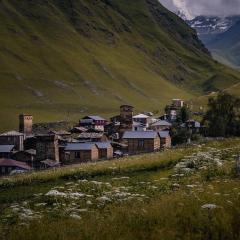 Ushguli Cabins