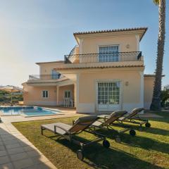 Villa Monte das Oliveiras with Private Pool