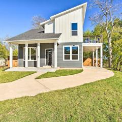 Denison Home with Balcony Walk to Downtown!