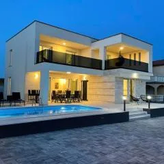 Villa Marena s bazenom, Vodice