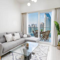 Delightful 2BR apartment at Reva Residences