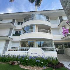 lindo apartamento em jurerê internacional