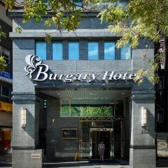 Burgary Hotel