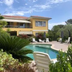 Villa Gecko
