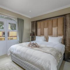 Caribbean Estates Villa Caylee - Ultra-Luxurious - Rimas Interiors Designs - Private Beachfront Escape - Premium serviced for 8 Guests