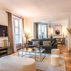 Outstanding Apartment - 8 Guests between Tour Eiffel and Invalides