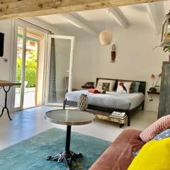 Grand Studio 30m avec jardin proche des plages