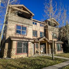 Crossroads Nordic Townhome - Spacious - On Bike Path