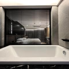 Autumn Willow Hotel