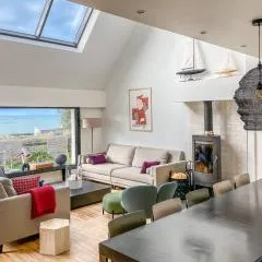 Superbe villa VUE SUR MER, 11 personnes à TREBEURDEN REF-669
