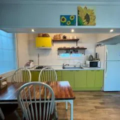 화가와 꽃 펜션