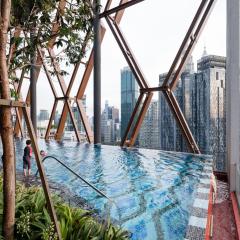 Scarletz KLCC Studio Suites 4 pax Luxury Modern Style WiFi 100Mbps
