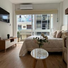 Refugio cómodo y luminoso. Excelente ubicación.