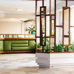HOTEL DOMHOF