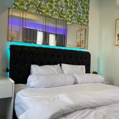 Mewah di Transpark cibubur cocok for Bestie & Family