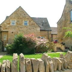 Cotswold Charm Stable Cottage