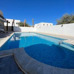 Magnifique villa avec piscine sur l’île de djerba