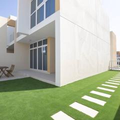 Brand new luxury 3bedroom villa in Damac Hills 2