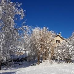 Studio cosy et fonctionnel entre Saule et Lilas