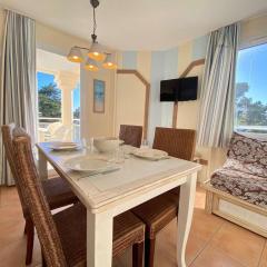 Appartement T2 avec Piscine à 300m de la Plage – 3 Couchages, Parking et Balcon Meublé - FR-1-245-34