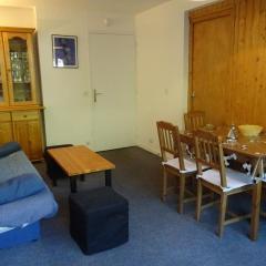 Appartement 2 pièces, 4 pers, proche centre, piscine, loisirs - animaux admis - FR-1-411-129