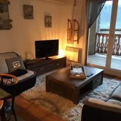 Charmant T3 pour 4 avec terrasse à La Mongie - FR-1-404-200