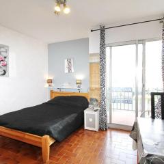 Studio rénové avec wifi, balcon et climatisation à Balaruc-les-Bains - FR-1-553-53