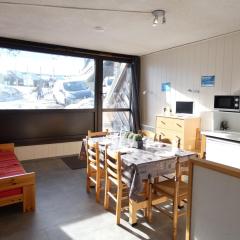 Studio cabine 6 pers. avec balcon exposition Sud, salon avec LCD et DVD, cuisine équipée, casier à ski - FR-1-457-196
